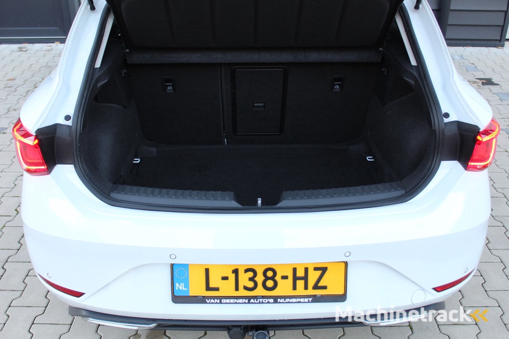 SEAT Leon 1.5 eTSI 150Pk DSG-automaat | FR Business Intense | Rijklaar