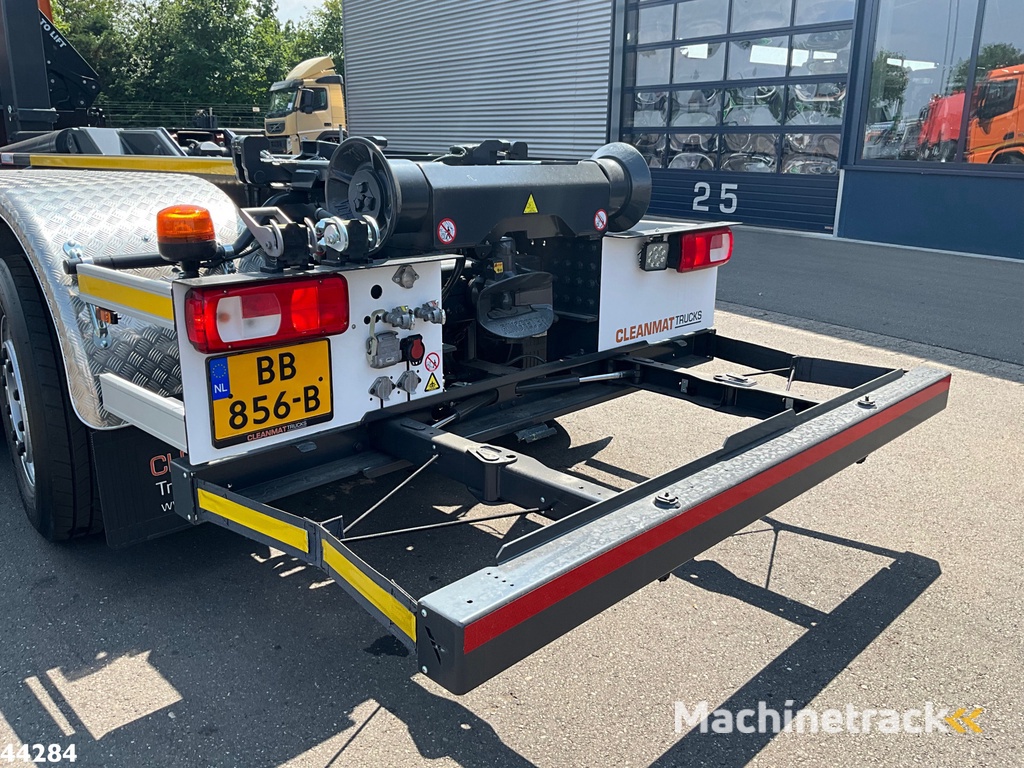 DAF FAN XD 450 Euro 6 HMF 23 Tonmeter laadkraan