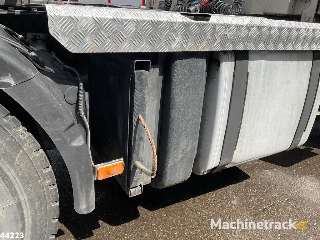 Volvo FM 340 HMF 12 Tonmeter laadkraan