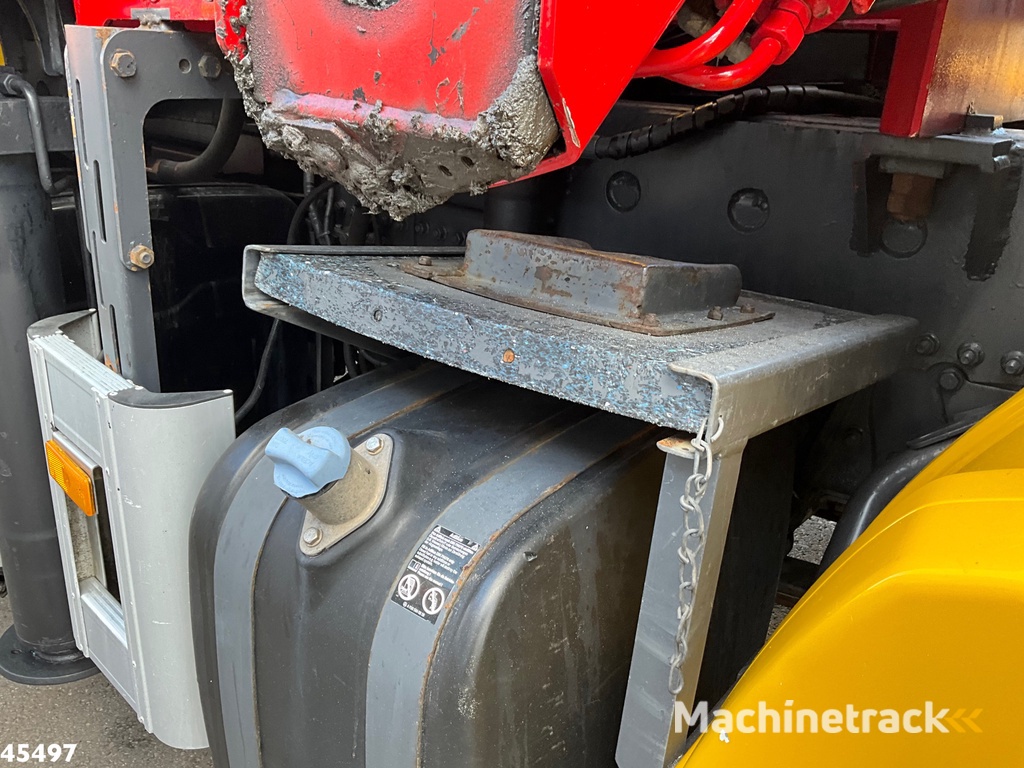 Mercedes-Benz Actros 3541 8x2 HMF 25 Tonmeter laadkraan