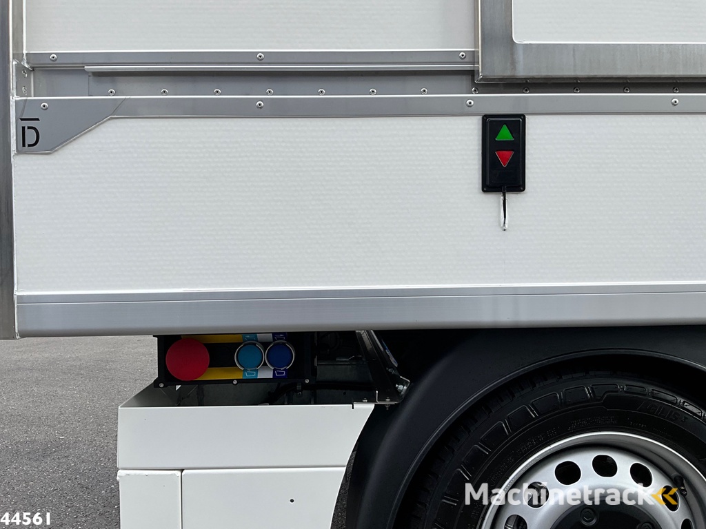 Peugeot E-Expert 100% elektrisch kippende zijlader