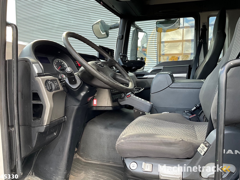 MAN TGS 26.360 6x4 Hiab 12 Tonmeter laadkraan