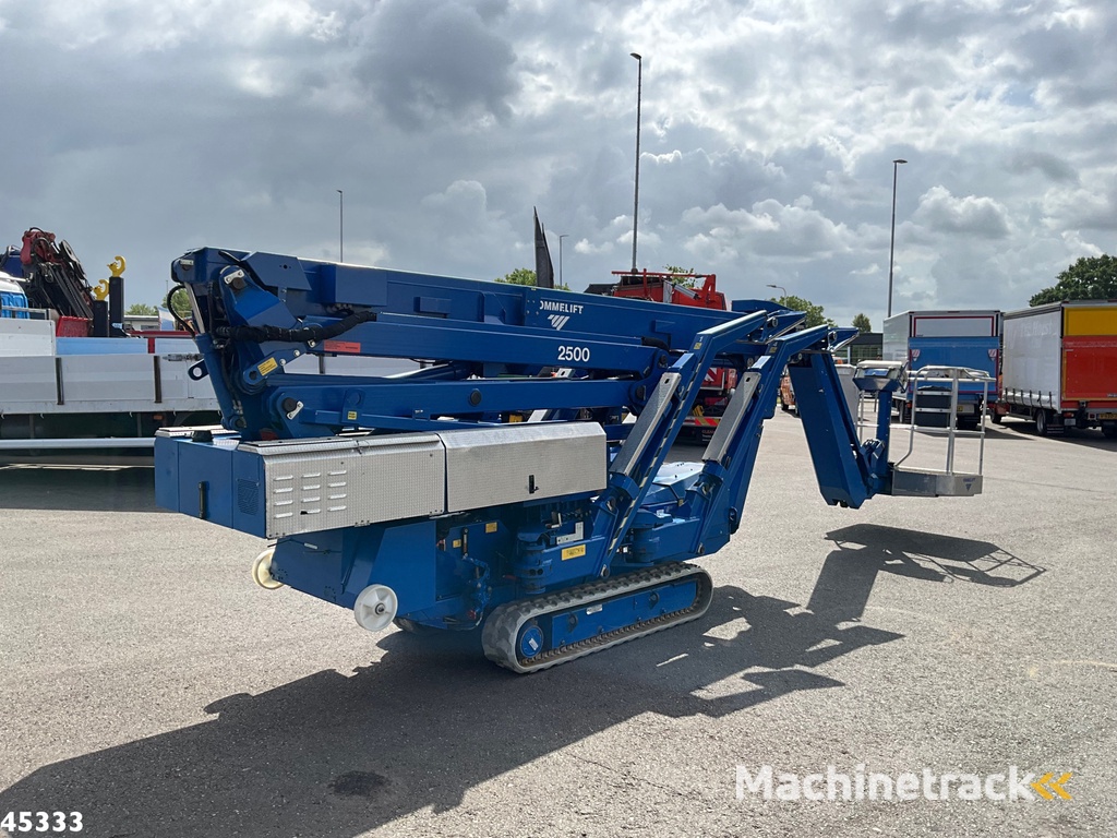 OMMELIFT 25.00 RXJ Rups hoogwerker met knikgiek