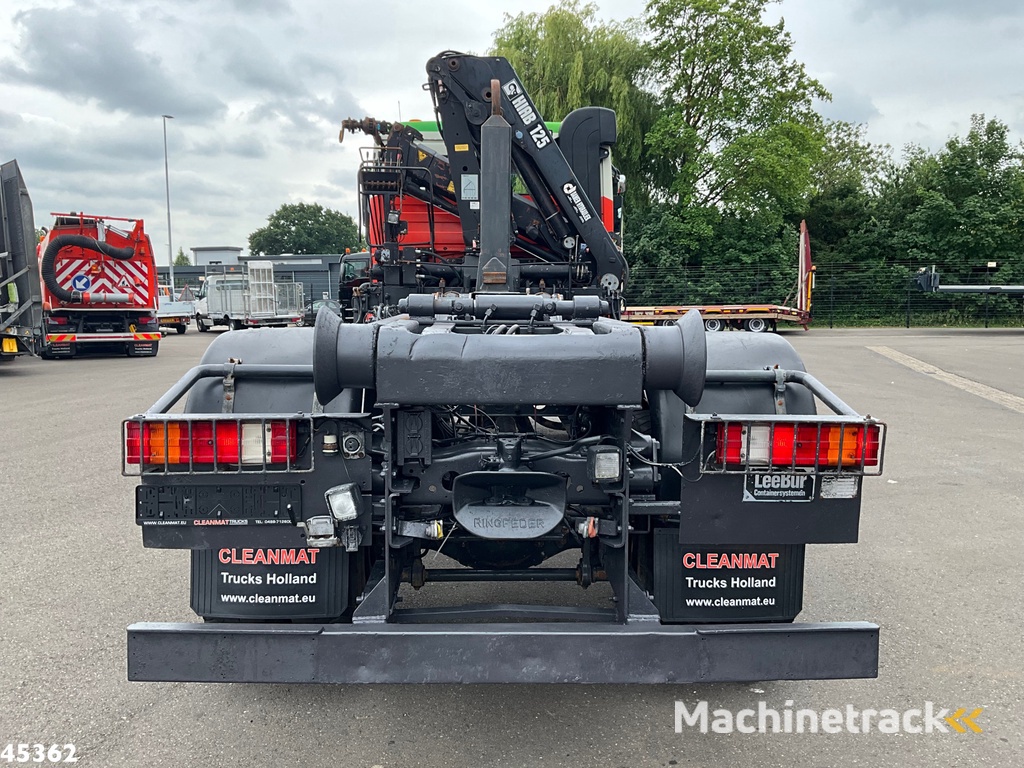 Mercedes-Benz Actros 1931 AK 4x4 Hiab 12 Tonmeter laadkraan