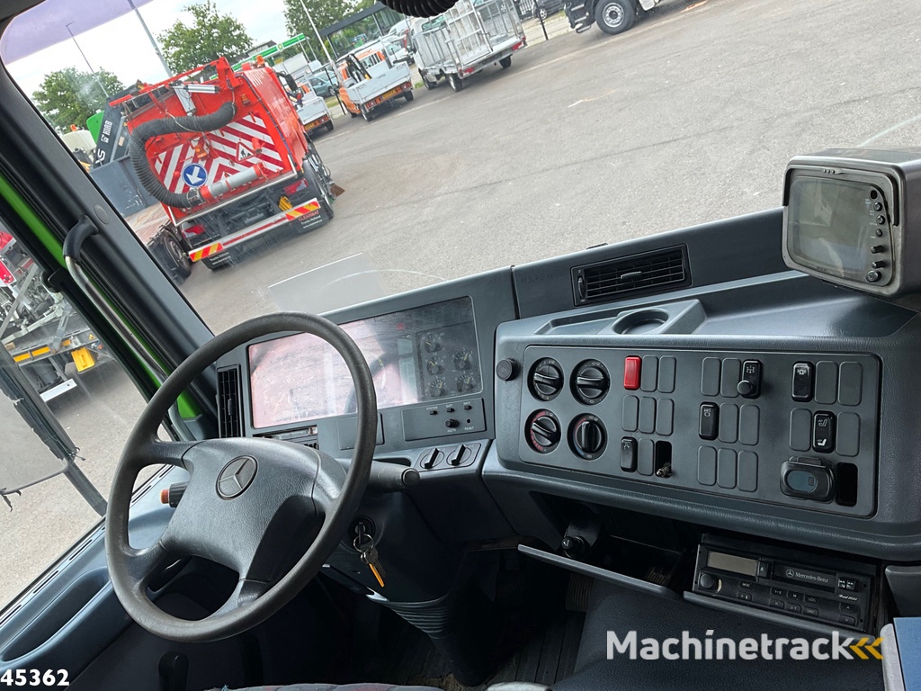 Mercedes-Benz Actros 1931 AK 4x4 Hiab 12 Tonmeter laadkraan