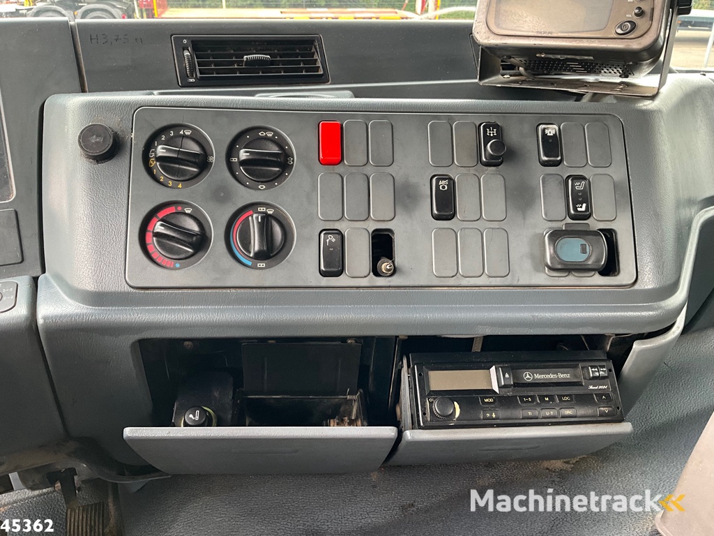 Mercedes-Benz Actros 1931 AK 4x4 Hiab 12 Tonmeter laadkraan