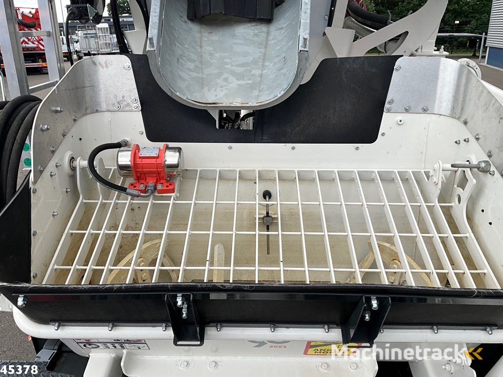 Scania P 450 XT 8x4 Euro 6 Retarder CIFA 7m³ Mixer + Pumi Pump 25 m³ NEW AND UNUSED!