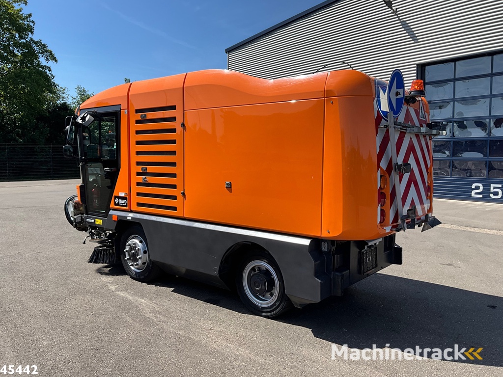 RAVO 540 CD Euro 6 with 3-rd brush