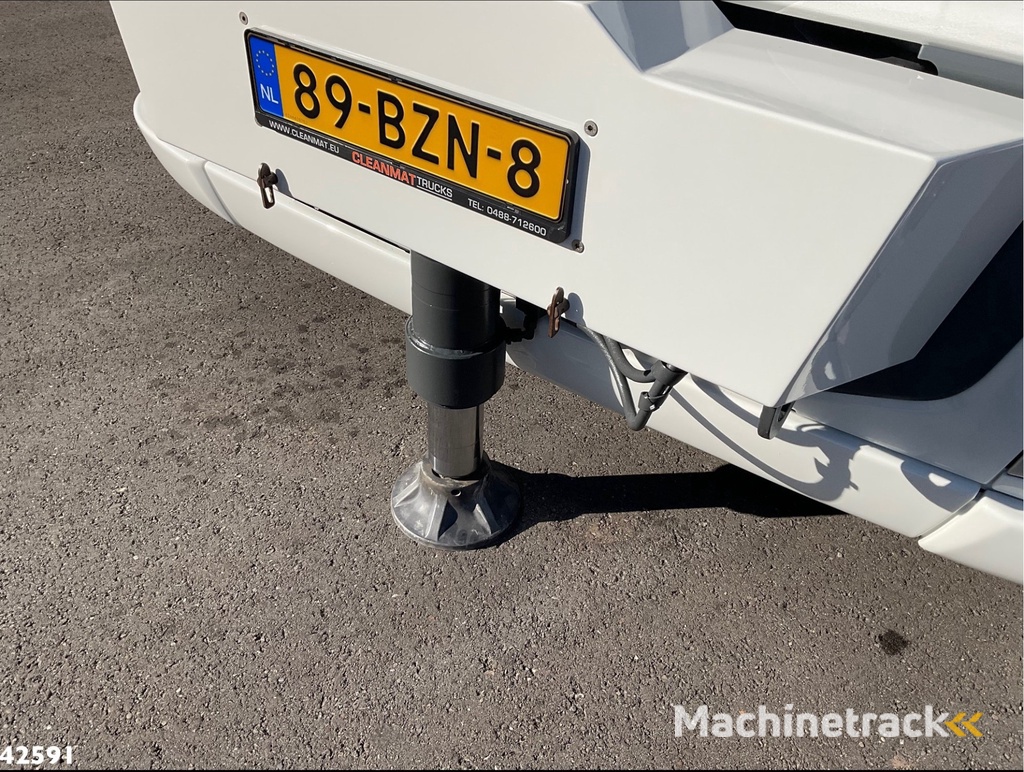 Volvo FM 540 8x2 Fassi 110 Tonmeter laadkraan