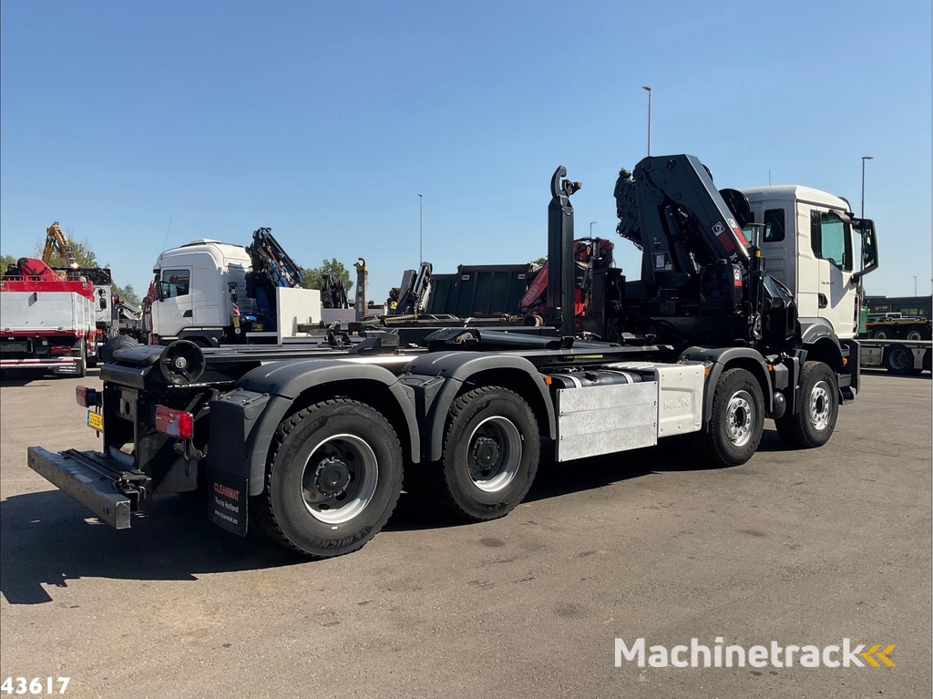 Man TGS 32.470 8x4 Euro 6 Hiab 22 Tonmeter laadkraan Just 68.765 Km!