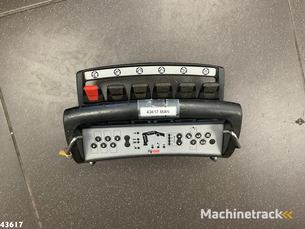 Man TGS 32.470 8x4 Euro 6 Hiab 22 Tonmeter laadkraan Just 68.765 Km!