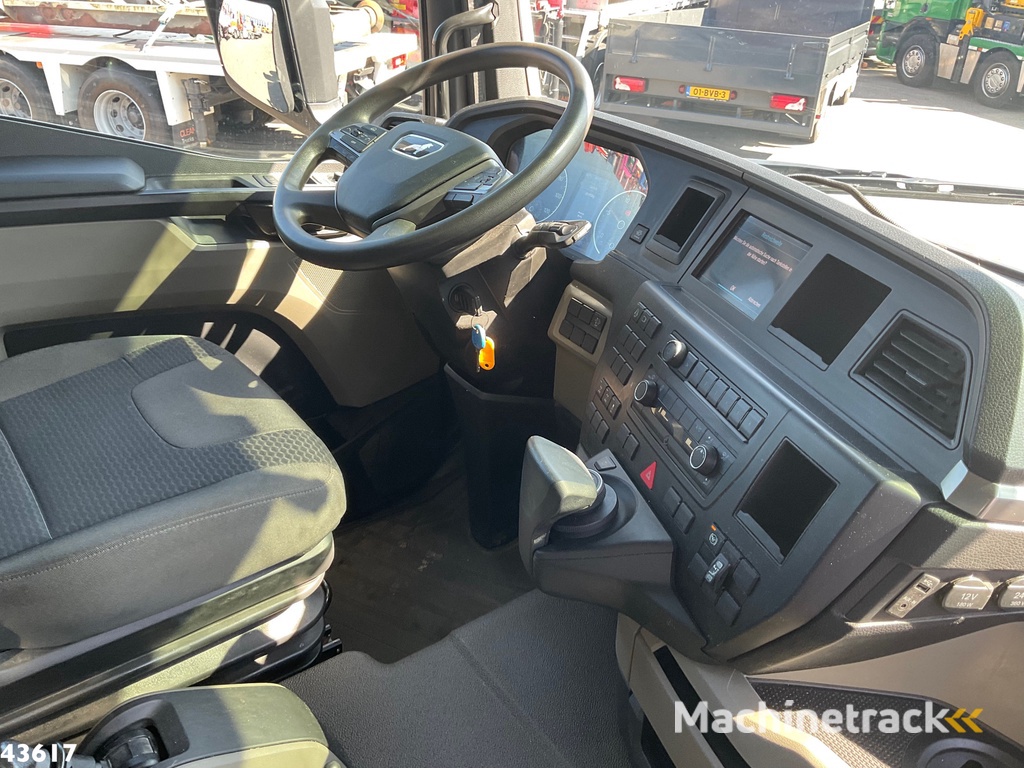 Man TGS 32.470 8x4 Euro 6 Hiab 22 Tonmeter laadkraan Just 68.765 Km!
