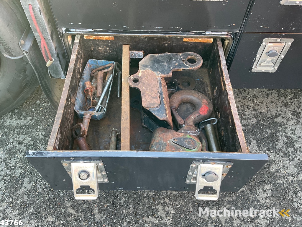 Man TGS 35.480 8x4H Euro 6 HMF 40 Tonmeter laadkraan + Fly-Jib