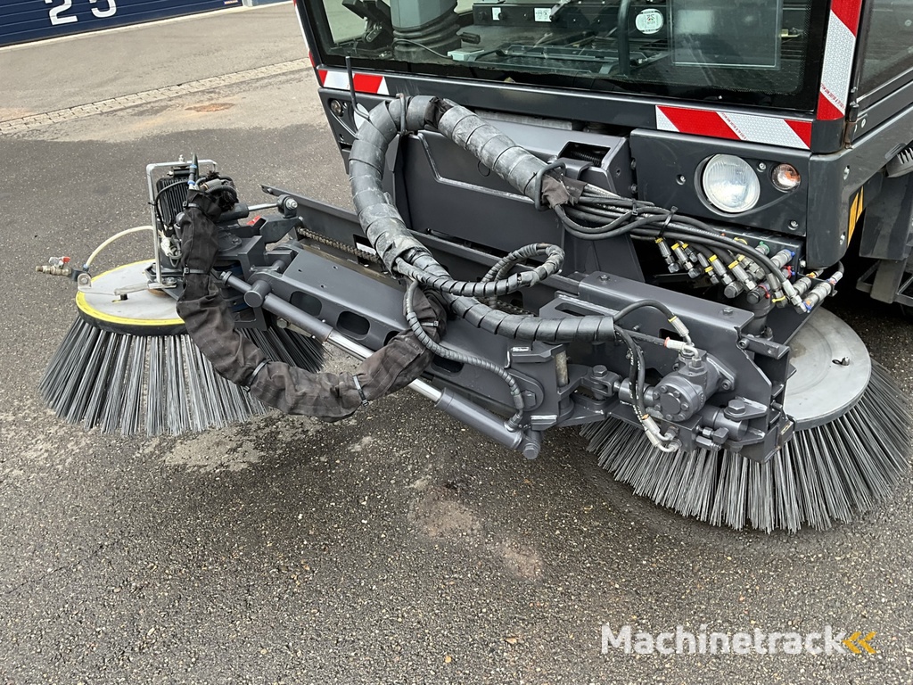 Schmidt Cleango Compact 500 Euro 6 with 3-rd brush Just 4.260 km!
