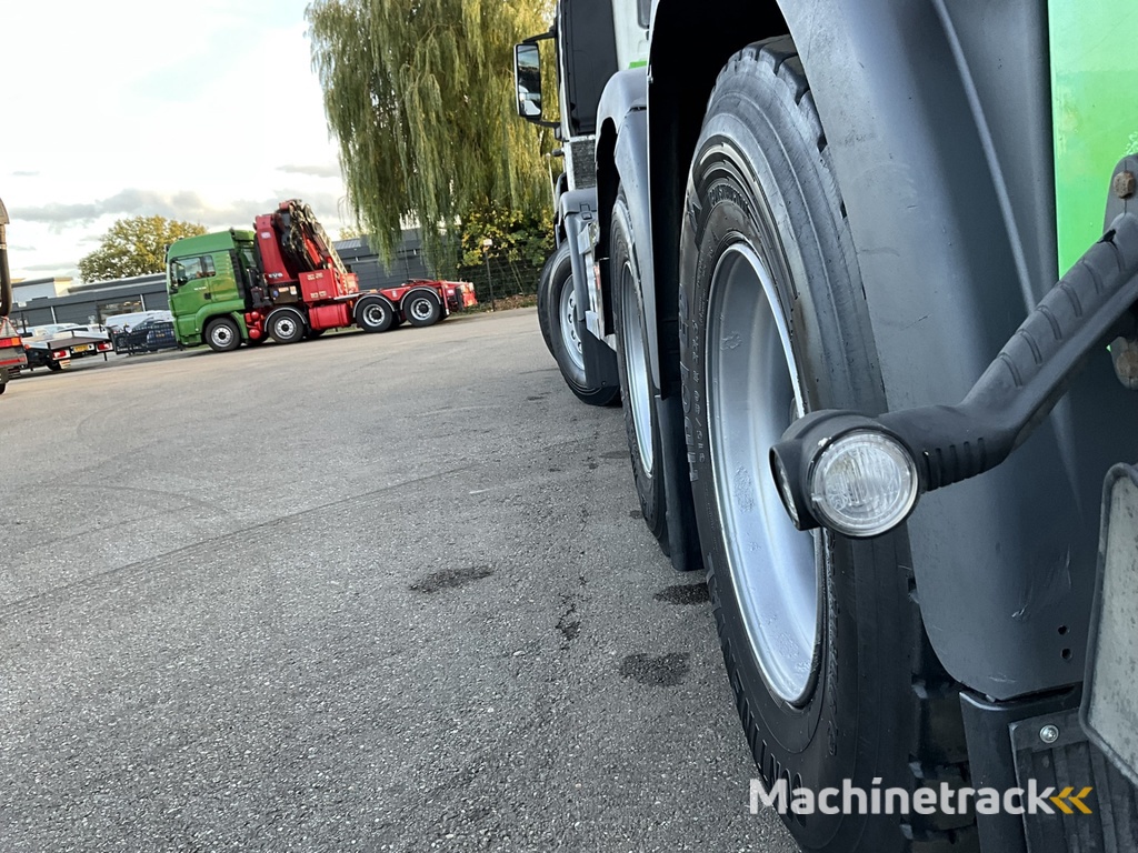 MAN TGA 41.440 8x4 Full Steel AJK 26 Ton haakarmsysteem + Laadplateau met Hiab 28 Tonmeter laadkraan