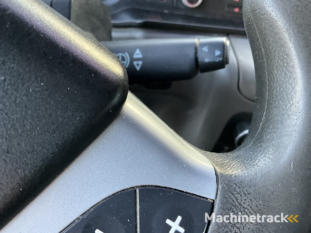 MAN TGA 41.440 8x4 Full Steel AJK 26 Ton haakarmsysteem + Laadplateau met Hiab 28 Tonmeter laadkraan