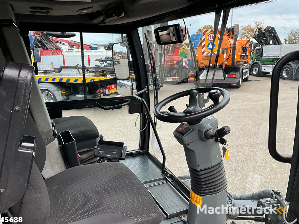 Schmidt Cleango Compact 500 Euro 6 with 3-rd brush Just 41.050 km!