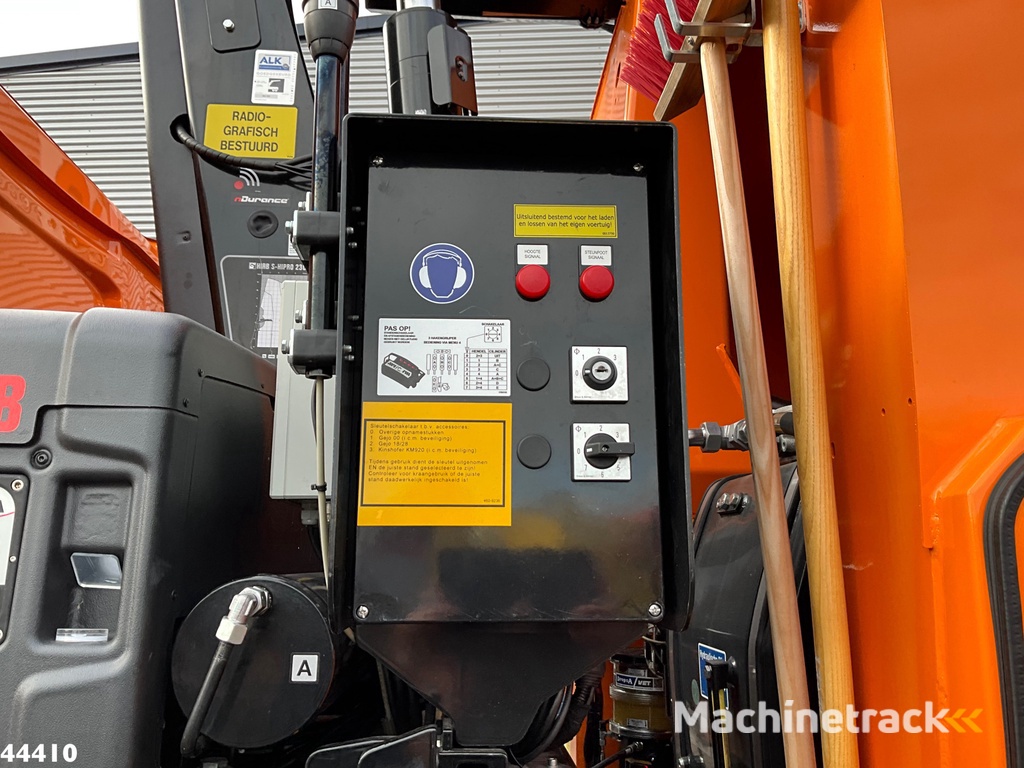 DAF FAN XD 340 Euro 6 Hiab 23 Tonmeter laadkraan