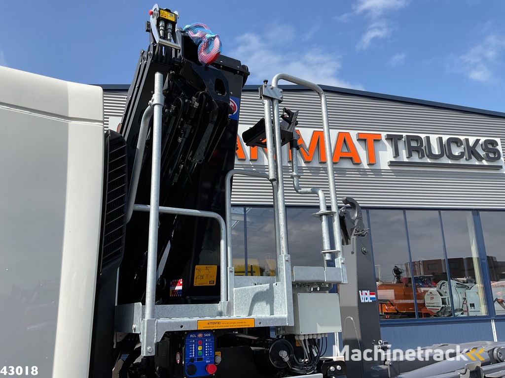 Volvo FE 350 6x2 HMF 19 Tonmeter laadkraan New and Unused!