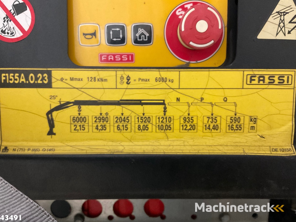 DAF FT CF 370 Euro 6 Fassi 15 Tonmeter laadkraan