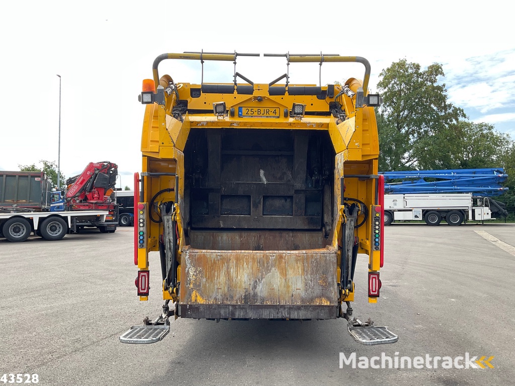 DAF FAN CF 290 Geesink 24m³