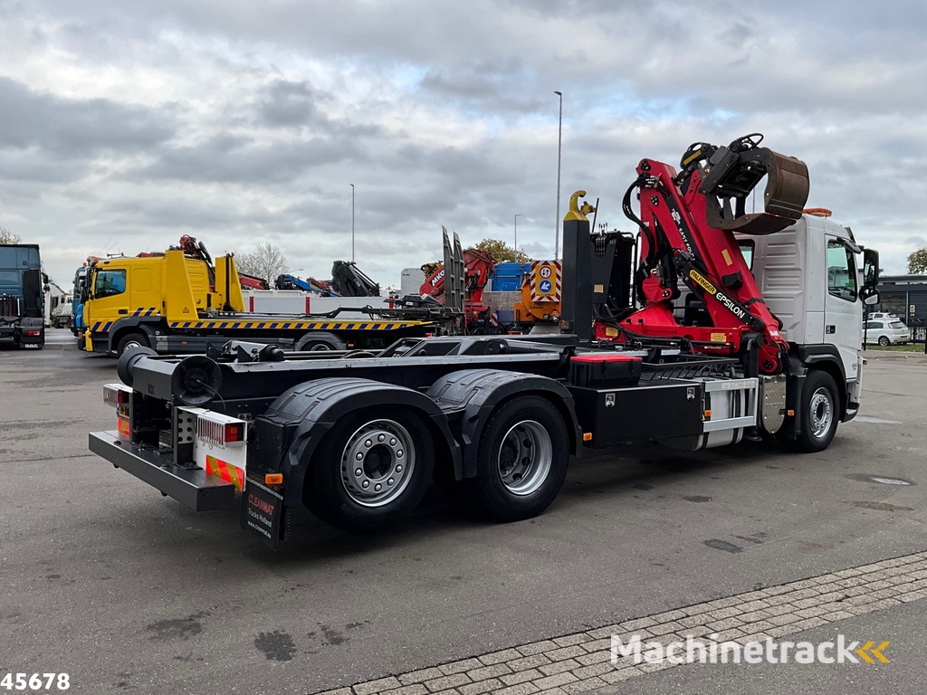 Volvo FM 330 Palfinger 14 Tonmeter Z-kraan Just 241.898 km!