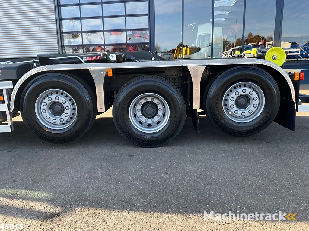 Volvo FM 420 8x2 Euro 6 HMF 26 Tonmeter laadkraan