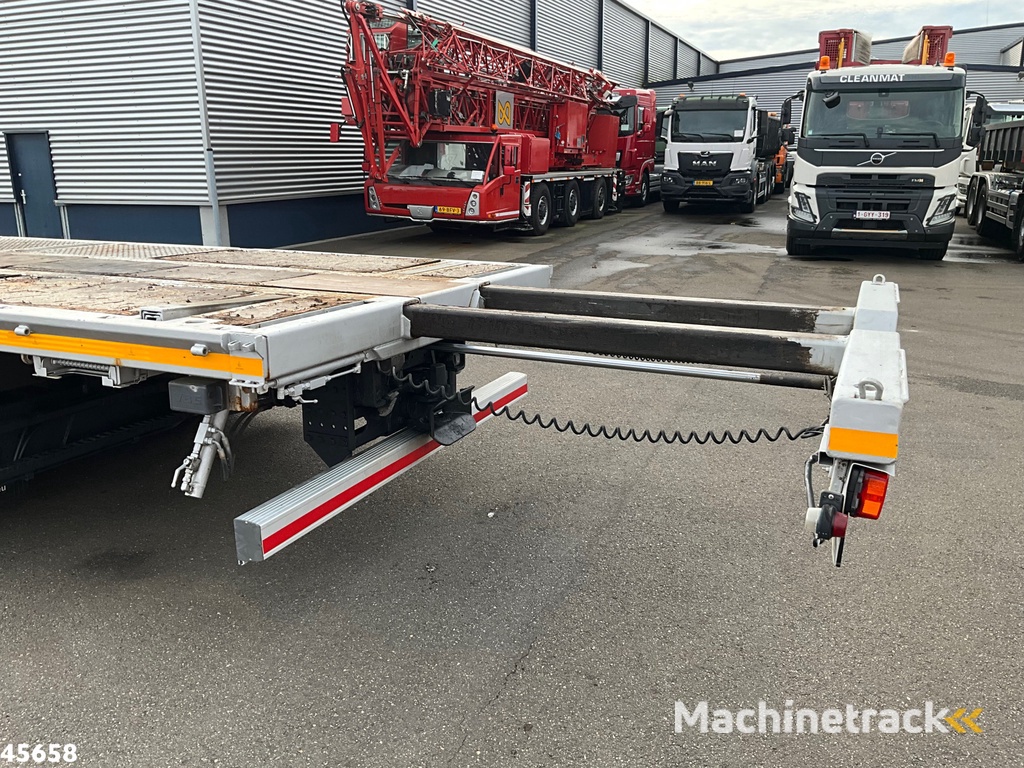 Volvo FH 480 8x4 Retarder Hiab 80 Tonmeter laadkraan + Fly-Jib!