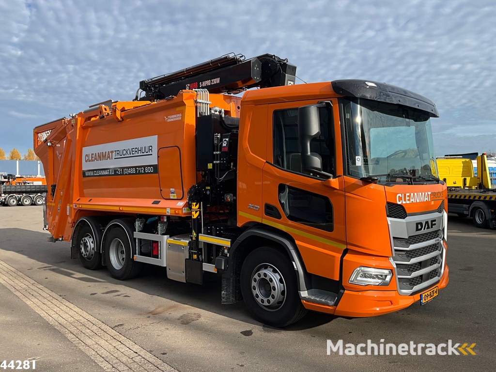 DAF FAN XD 340 Euro 6 Hiab 23 Tonmeter laadkraan