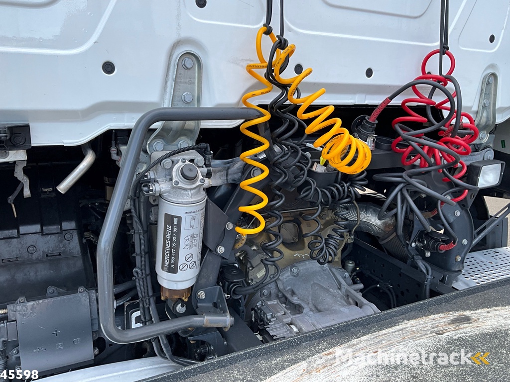 Mercedes-Benz Actros 1842 Mega GigaSpace MirrorCam