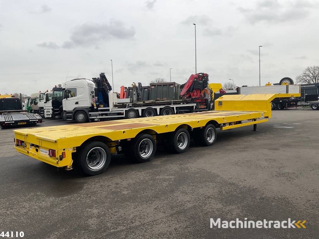 Nooteboom MC0-50-04 2 x Uitschuifbaar