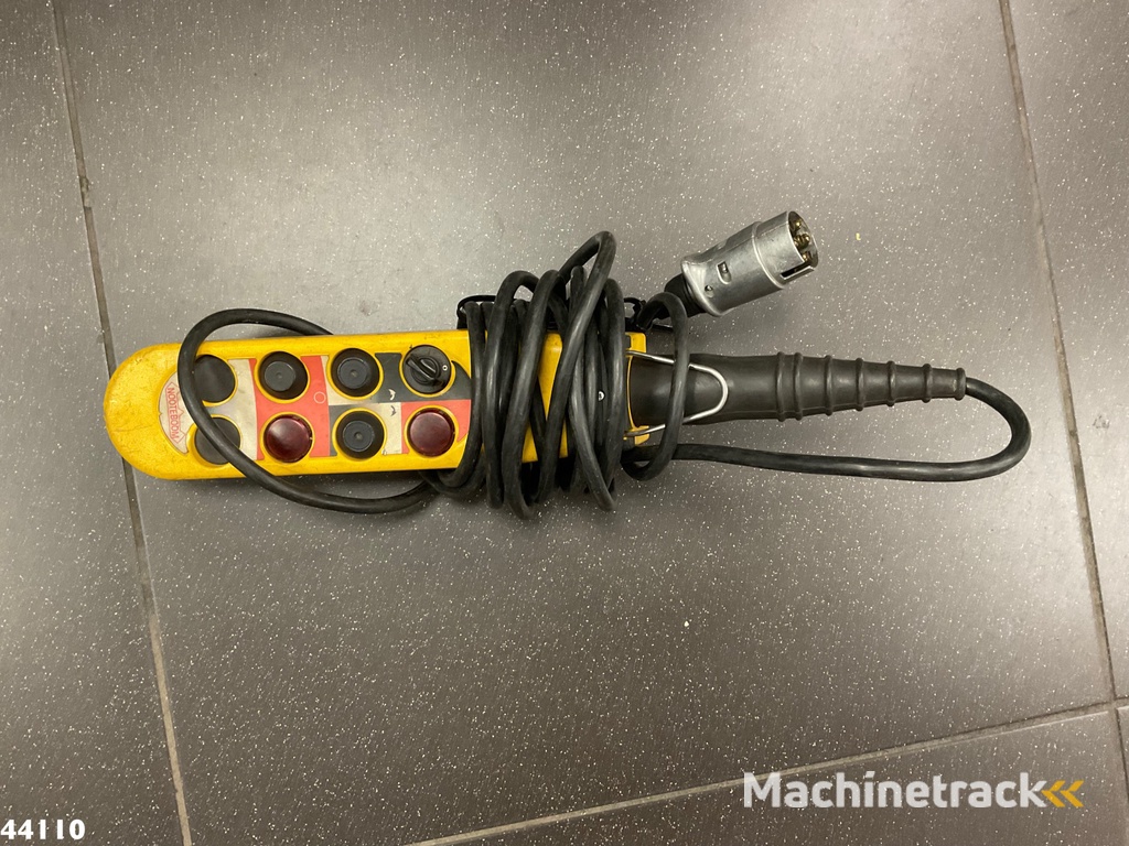 Nooteboom MC0-50-04 2 x Uitschuifbaar