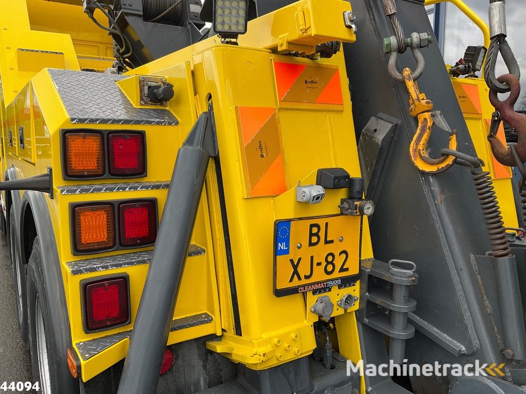 DAF FAD XF 430 8x4 Manual Steel JIGE Recovery truck