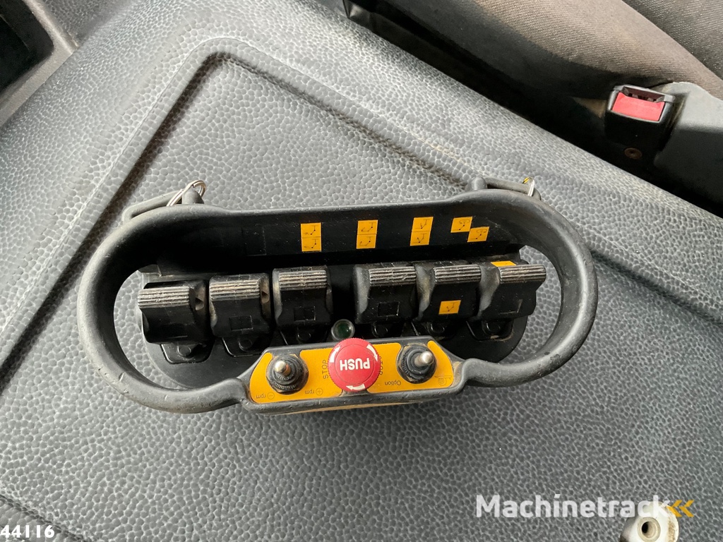 Mercedes-Benz Axor 1929 Effer 30 Tonmeter laadkraan