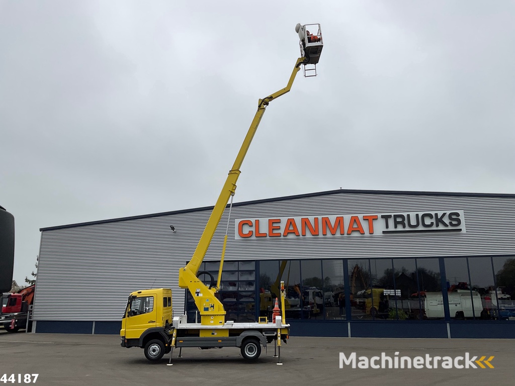 Mercedes-Benz Atego 815 Wumag Elevant 17 meter hoogwerker Just 39.048 km!