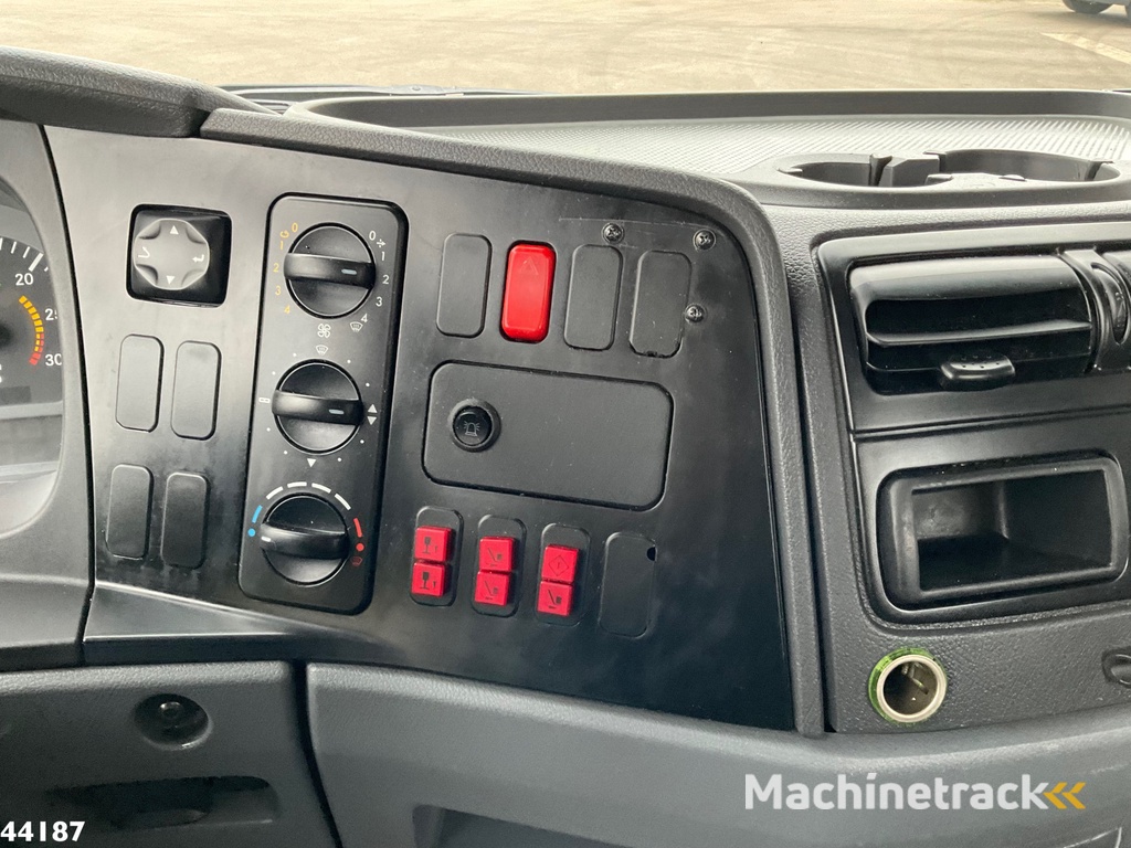 Mercedes-Benz Atego 815 Wumag Elevant 17 meter hoogwerker Just 39.048 km!