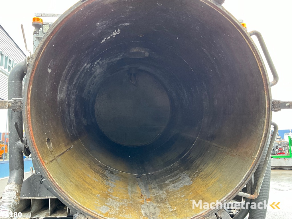 Volvo FM 400 8x4 Manual Wicom Combi