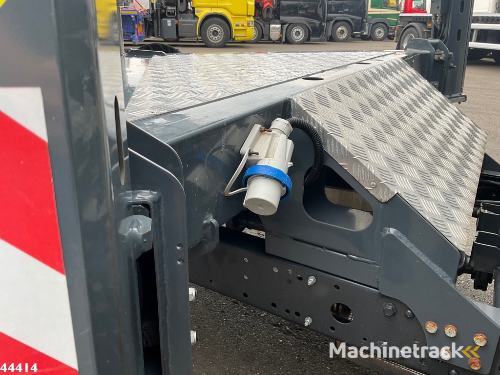 Iveco Daily 35S12 20 Meter hoogwerker + JIB Just 6.039 km!