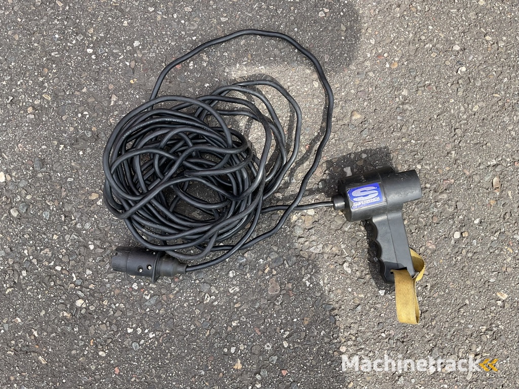 Iveco Eurocargo 80EL16 Euro 6 Autotransporter met oprijrampen Just 133.305 km!