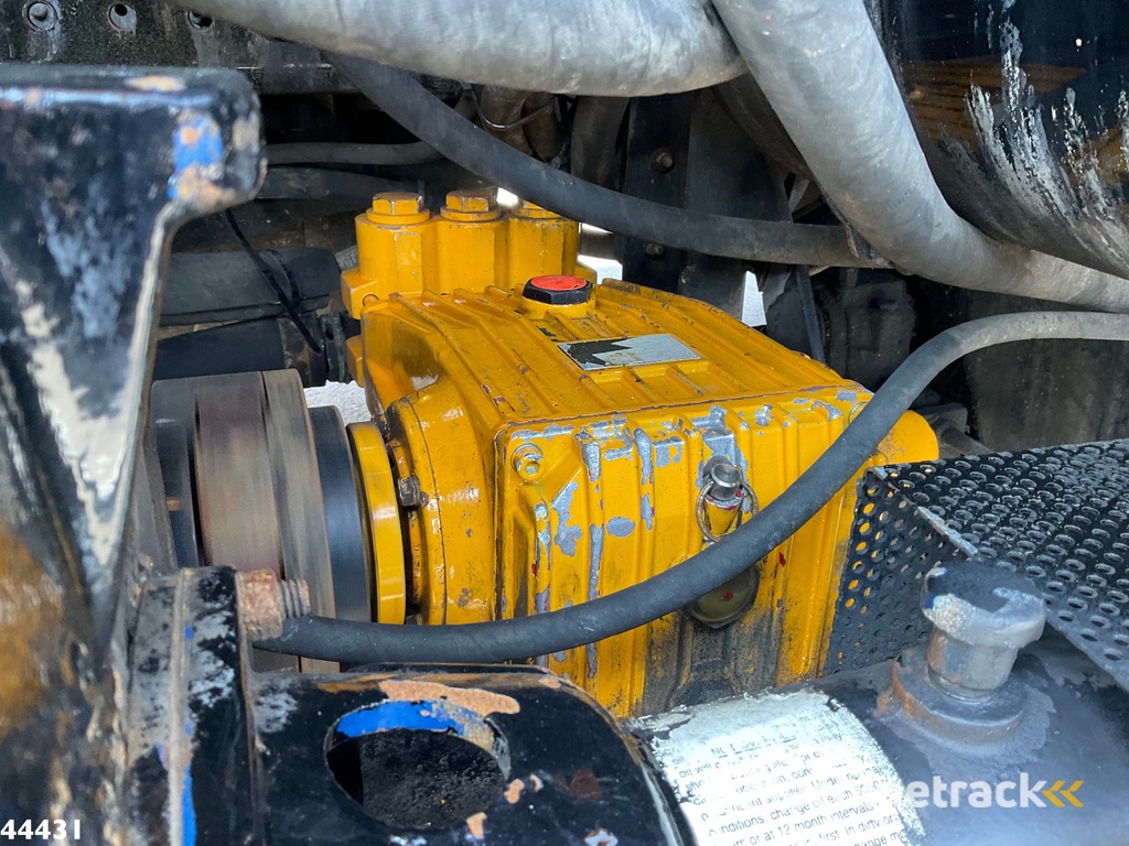 Mercedes-Benz AXOR 2533 Euro 5 Koks Combi