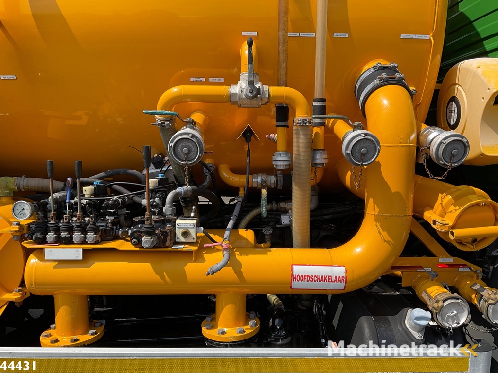 Mercedes-Benz AXOR 2533 Euro 5 Koks Combi