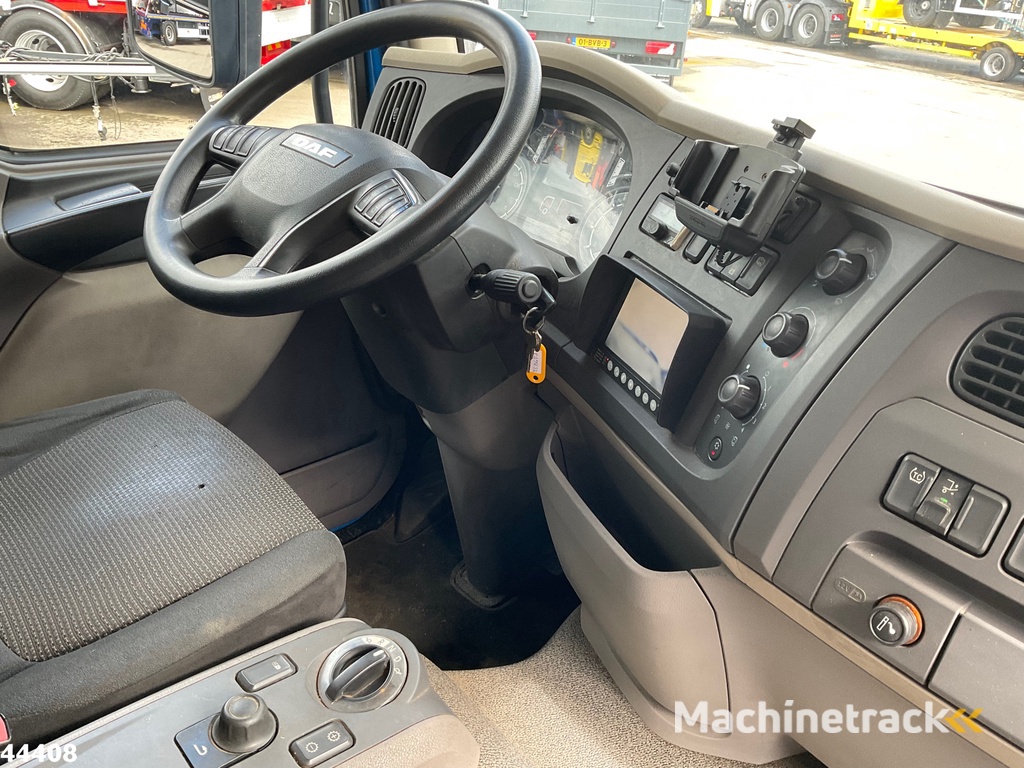 DAF FA LF 250 Euro 6 Autotransporter met laadklep