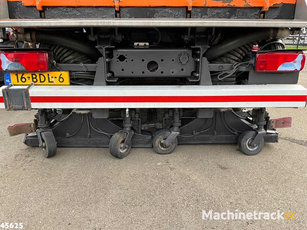 Man TGS 18.440 Euro 6 Beam S9000 Wegdekreiniger Links en rechts vegend!