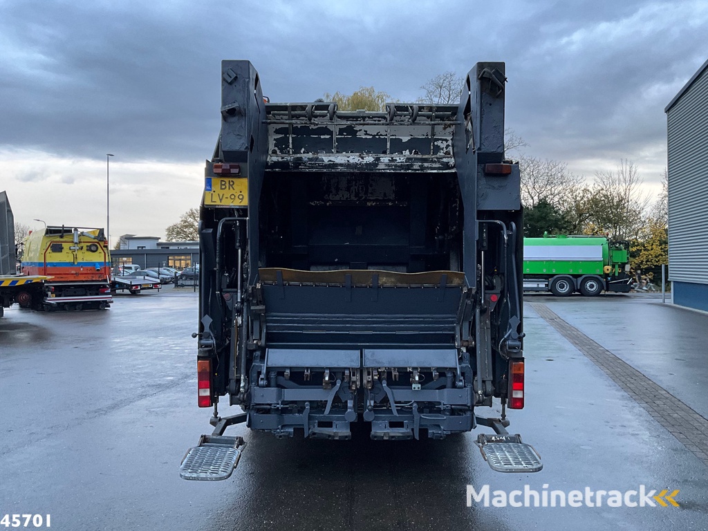 DAF FAG 75 CF 250 Euro 3 Geesink 17m³