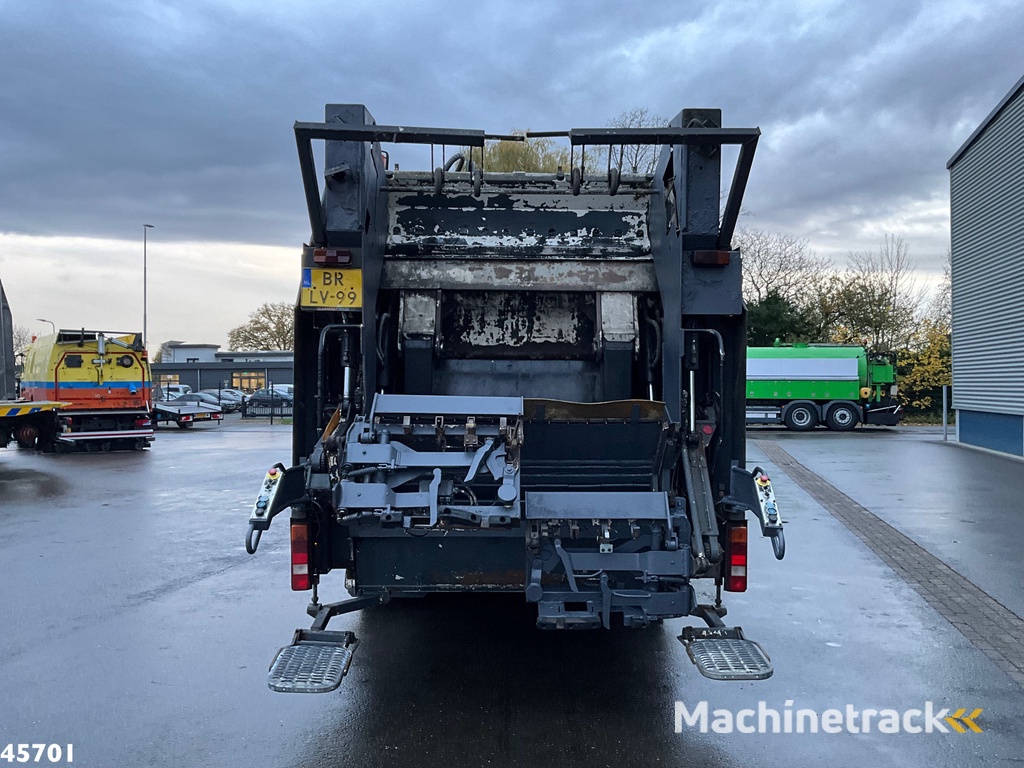 DAF FAG 75 CF 250 Euro 3 Geesink 17m³