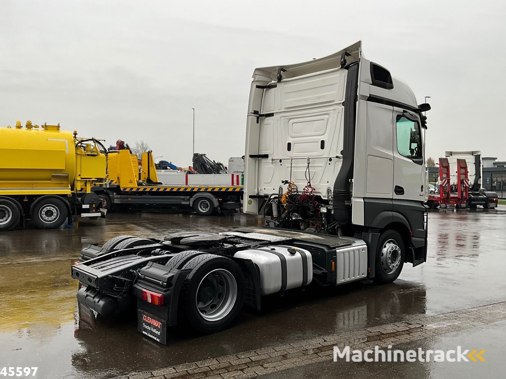 Mercedes-Benz Actros 1842 Mega GigaSpace MirrorCam