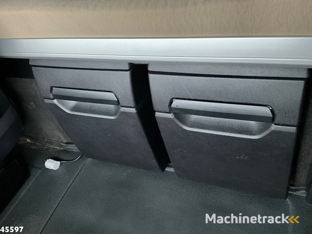 Mercedes-Benz Actros 1842 Mega GigaSpace MirrorCam