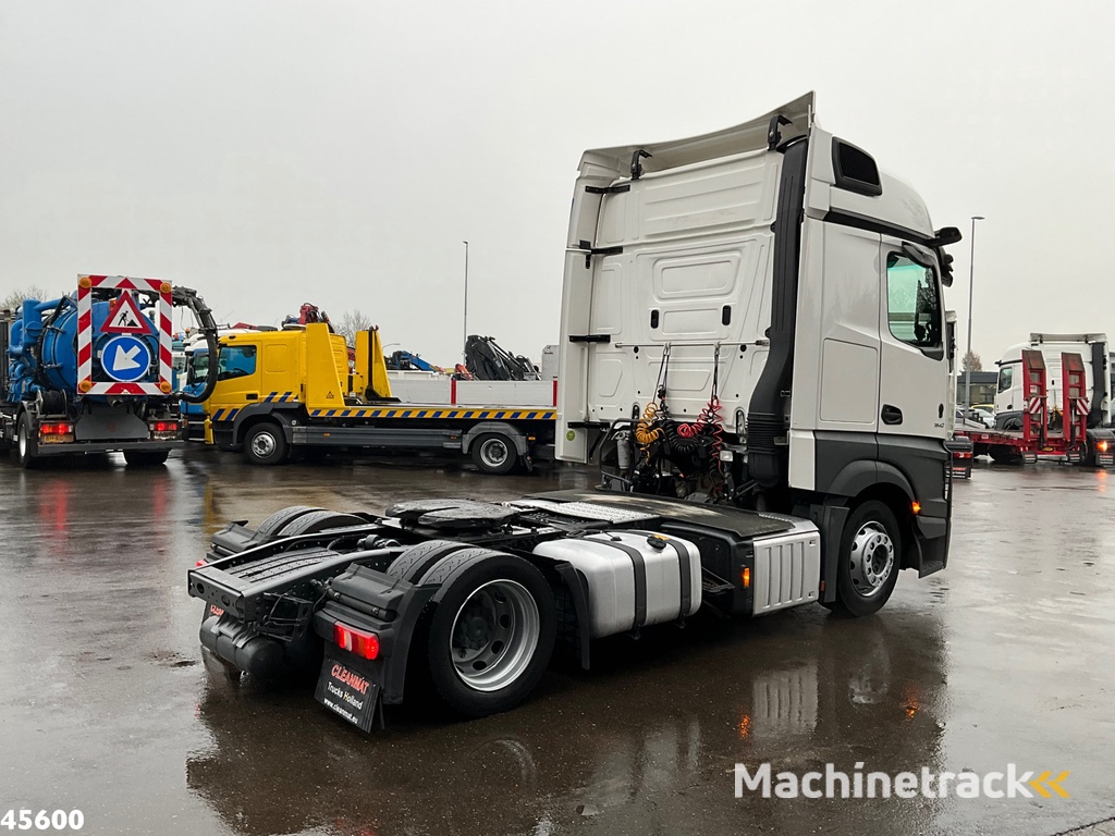 Mercedes-Benz Actros 1842 Mega GigaSpace MirrorCam