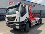 Minituur van Iveco AD260T 6x4 Euro 6 AJK 20 haakarmsysteem
