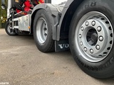 Minituur van Volvo FM 330 Palfinger 14 Tonmeter Z-kraan Just 241.898 km!